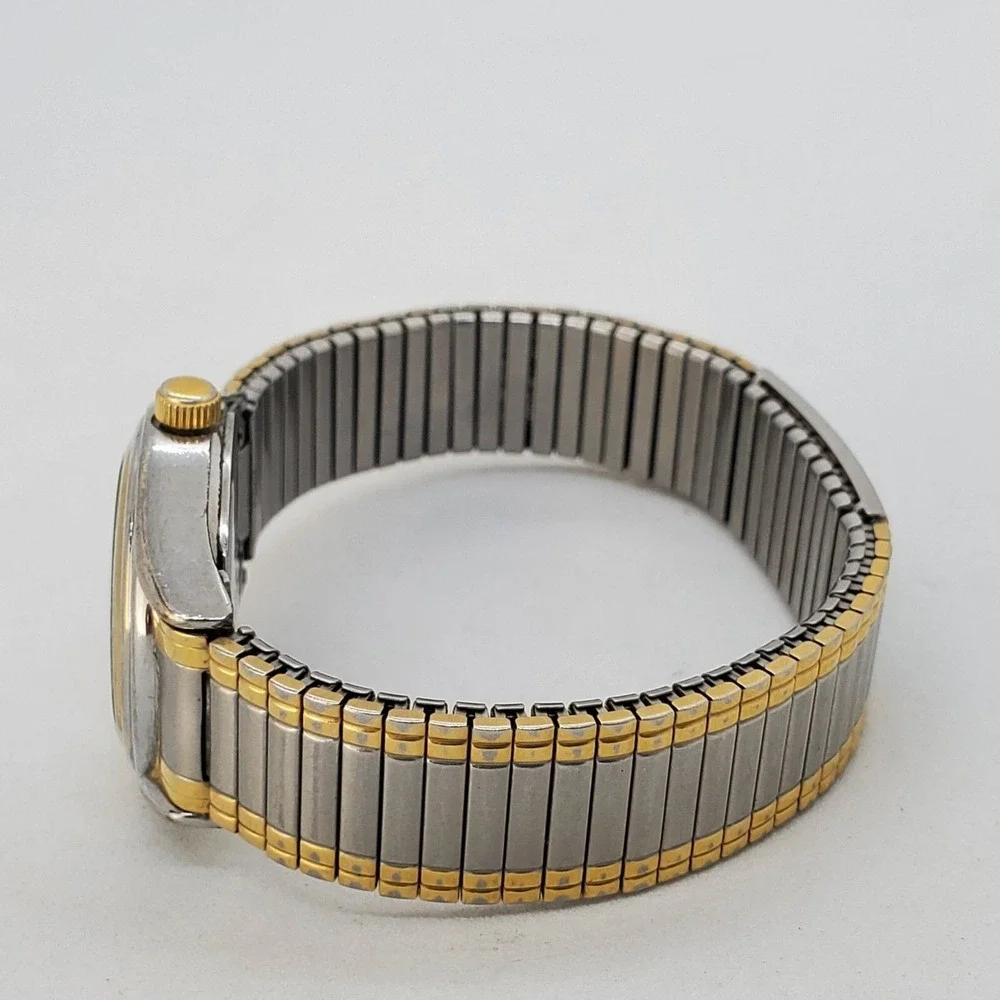 VTG Lorus Seiko Watch Women 28MM White Dial Two Tone Expandable Band New Battery